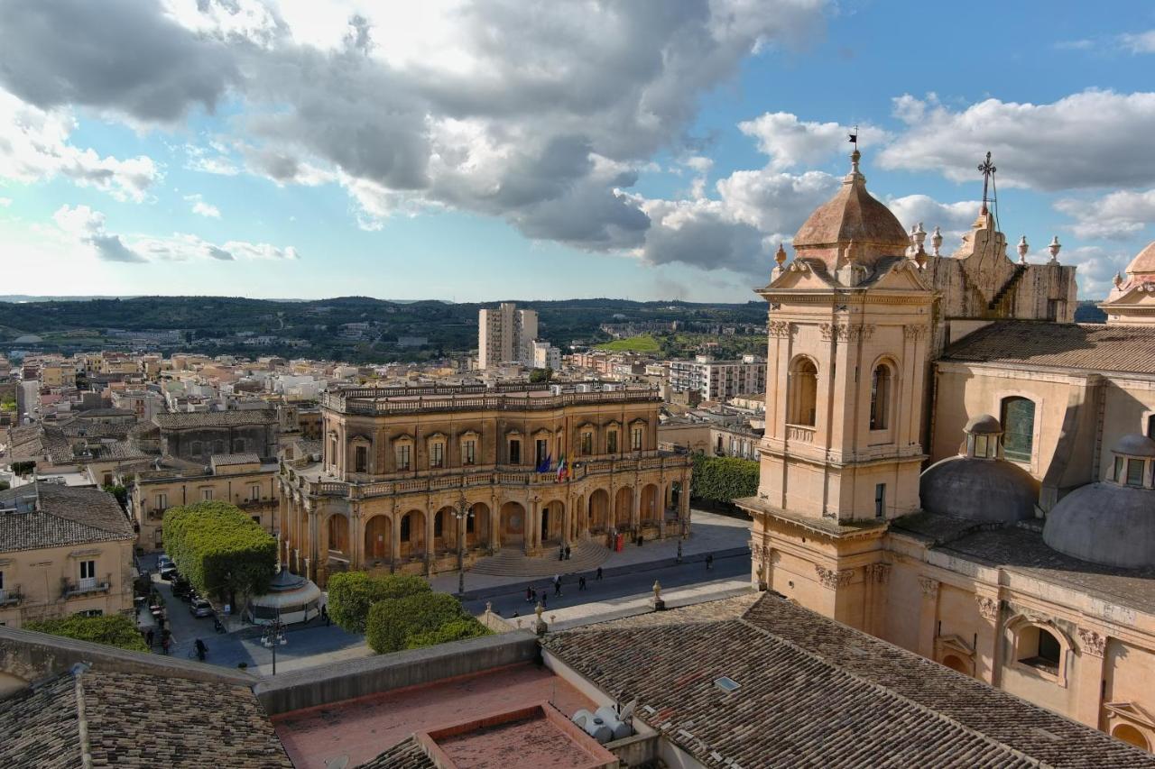 Hotel Palazzo Trigona Dependance à Noto Extérieur photo