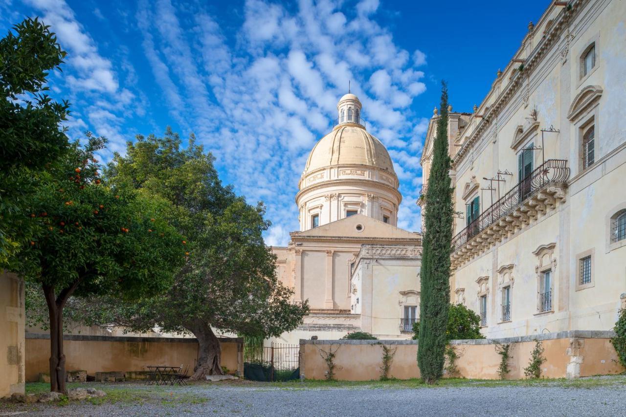 Hotel Palazzo Trigona Dependance à Noto Extérieur photo