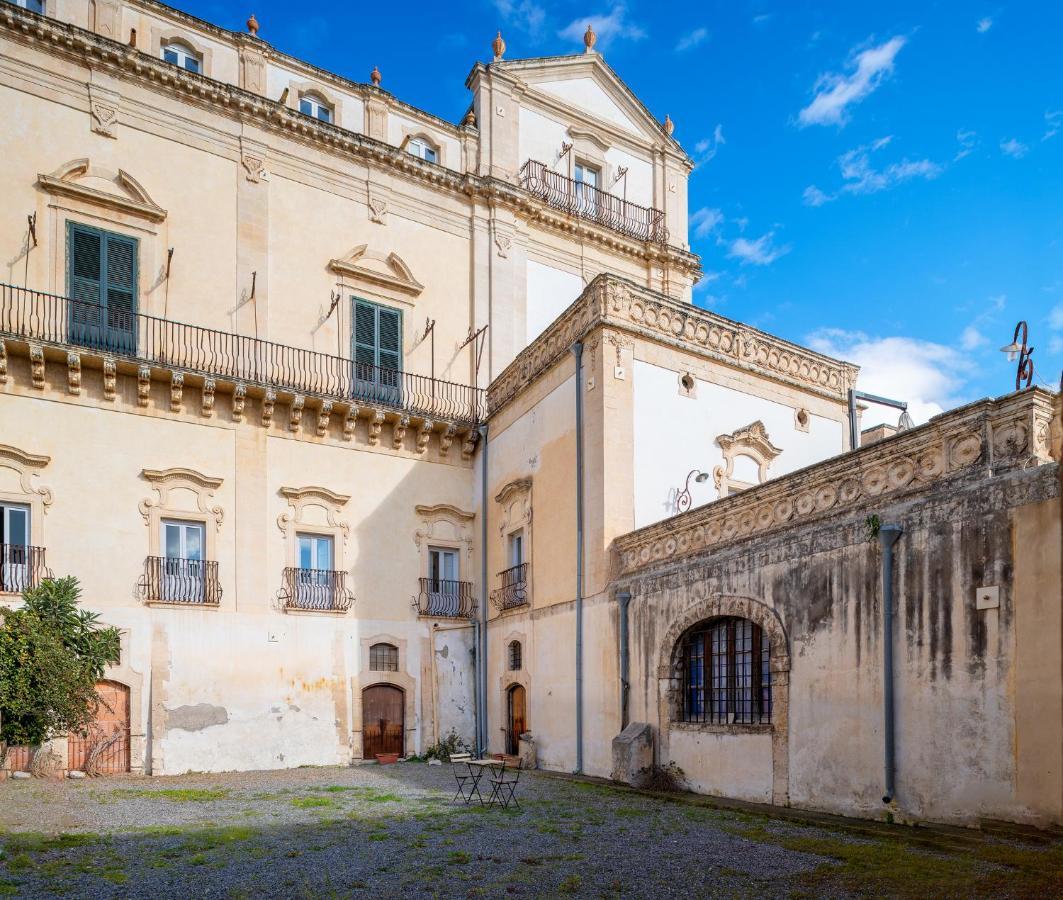 Hotel Palazzo Trigona Dependance à Noto Extérieur photo