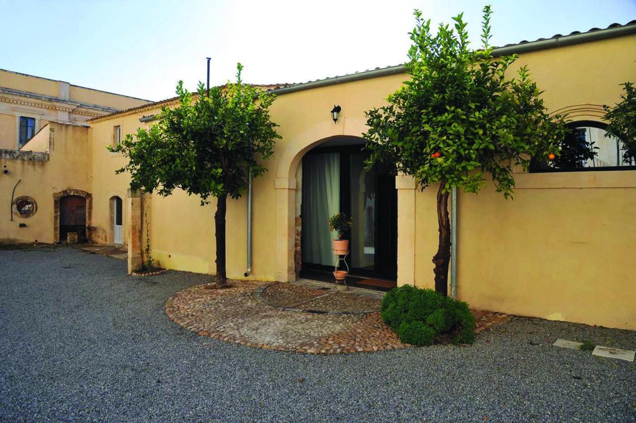 Hotel Palazzo Trigona Dependance à Noto Extérieur photo